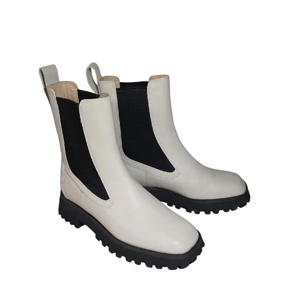 Clarks Stayso Rise Boots Ivory Leather Womens Size 7.5